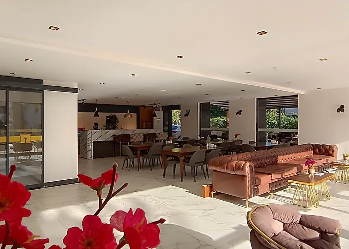 Comfy Lara Hotel Antália