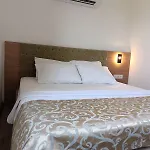 Comfy Lara Hotel
